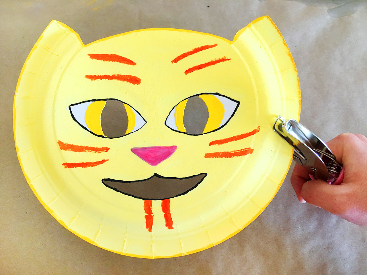 Lily's Cat Mask - Book Review & Craft - Creating Creatives