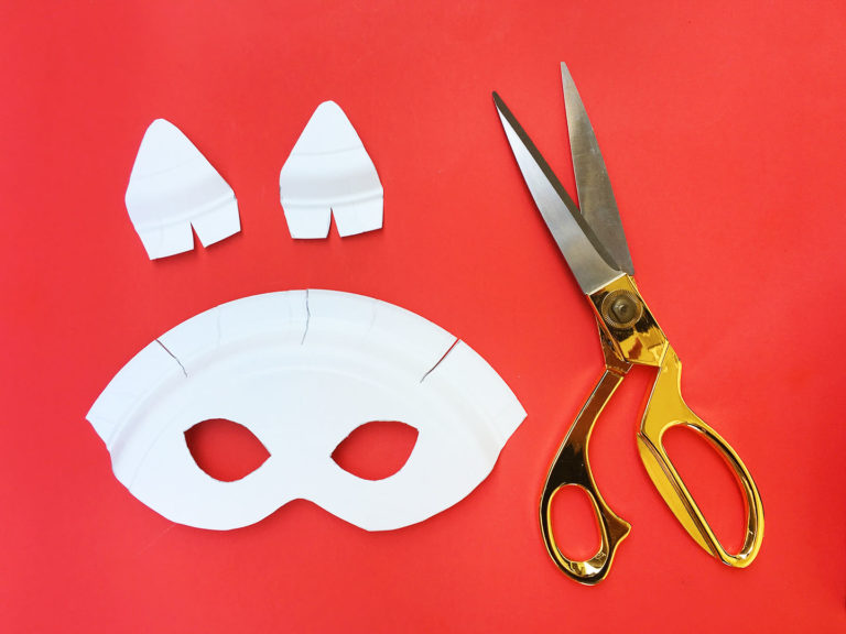 Kids Halloween Costume - DIY Paper Plate Mask - Creating Creatives